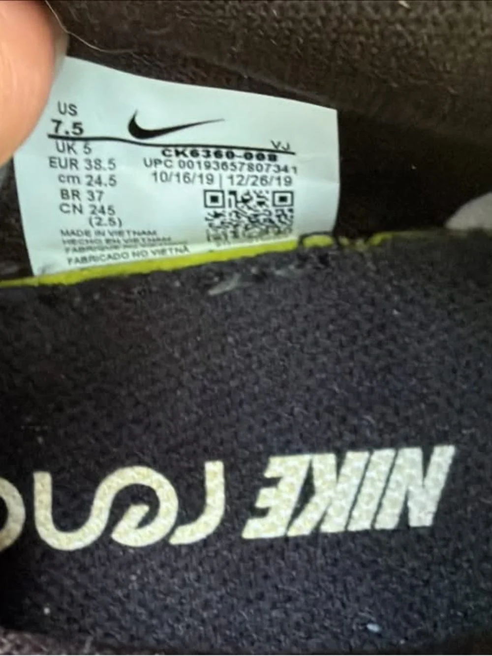 Nike renew running
